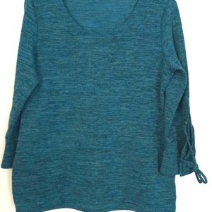 Bleeker & McDougal Med scoop neck long belled sleeves